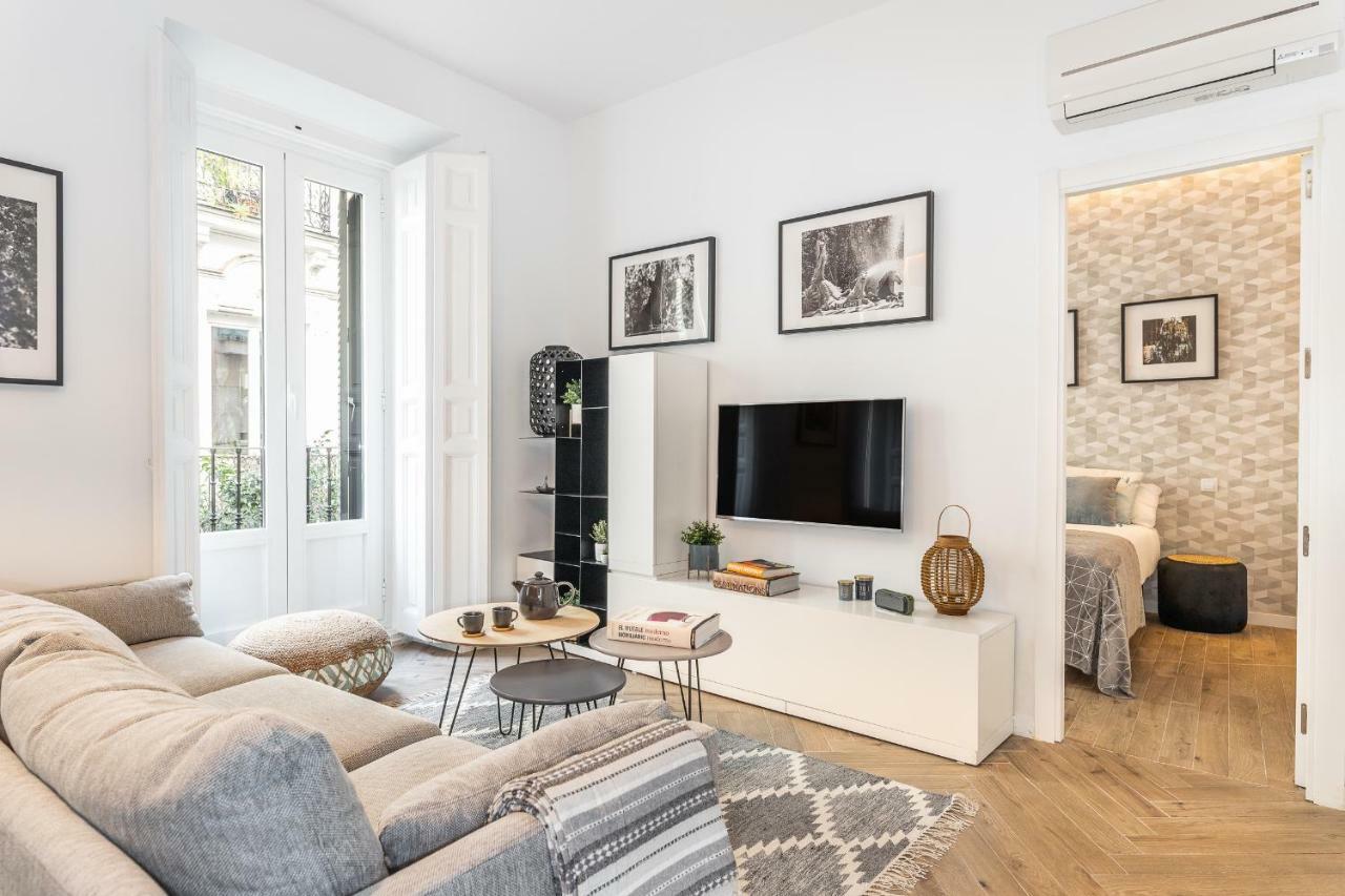 Waou Gran Via Es Mia - Corta Duracion Apartment Madrid Exterior photo