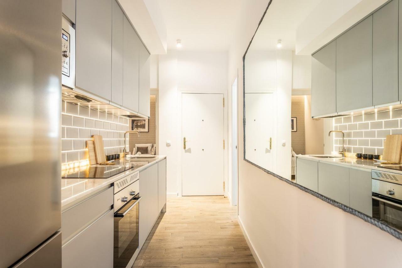 Waou Gran Via Es Mia - Corta Duracion Apartment Madrid Exterior photo