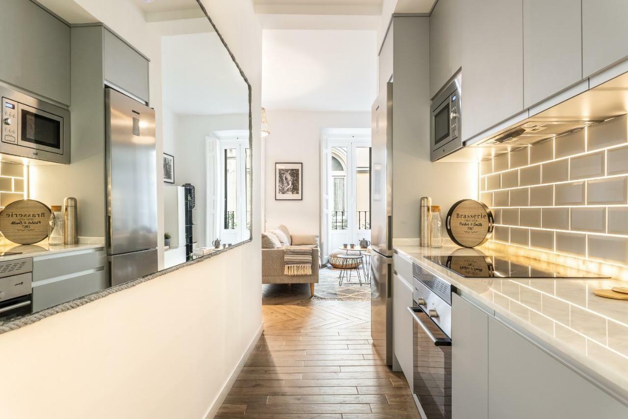 Waou Gran Via Es Mia - Corta Duracion Apartment Madrid Exterior photo